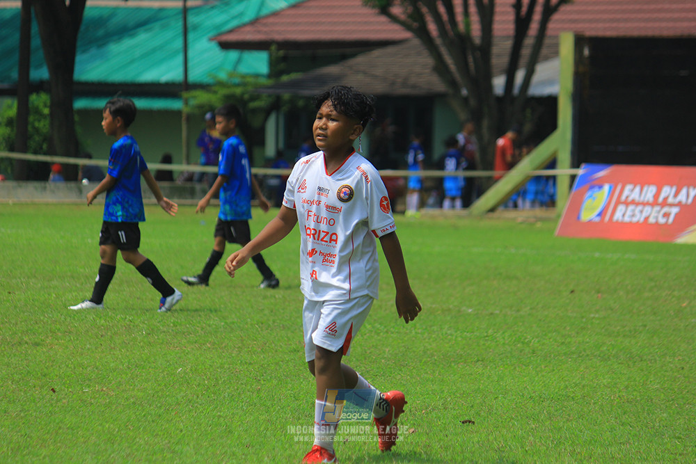 ijl u11 100526 steelford united vs isa marzuki bandriawan