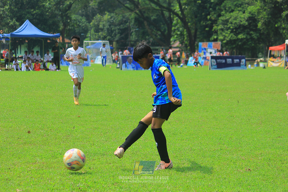 ijl u11 100526 steelford united vs isa marzuki bandriawan