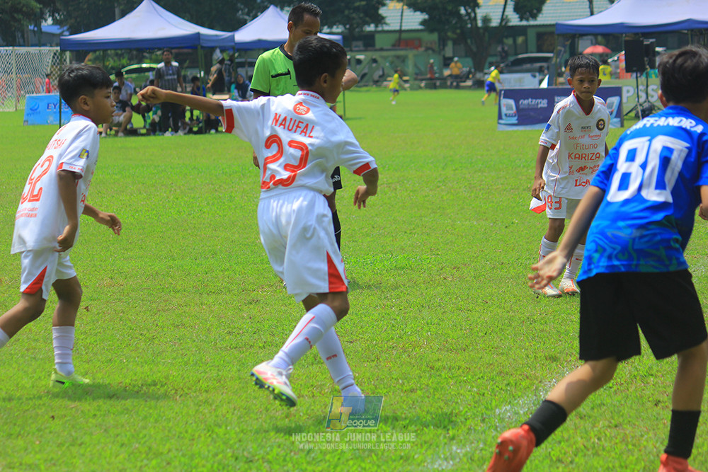 ijl u11 100526 steelford united vs isa marzuki bandriawan