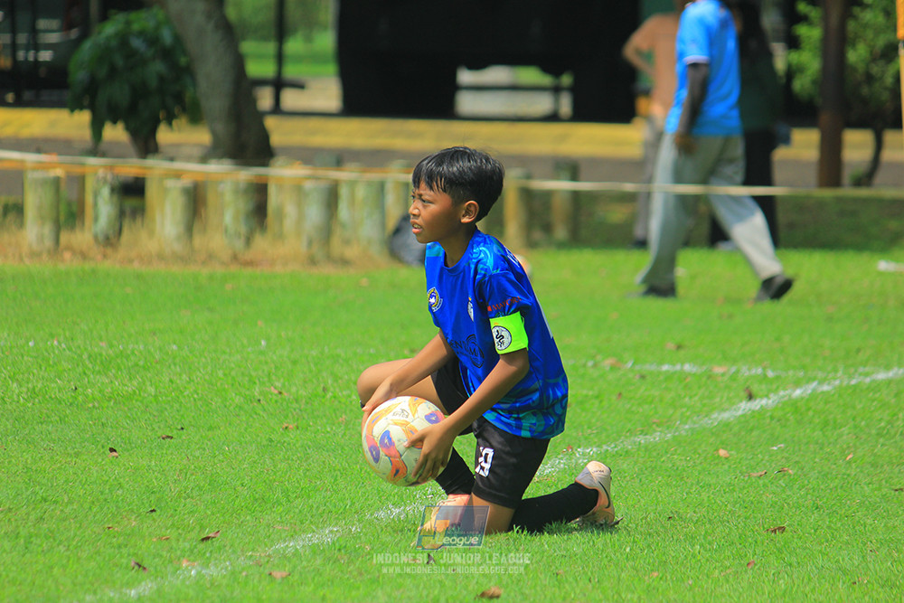 ijl u11 100526 steelford united vs isa marzuki bandriawan