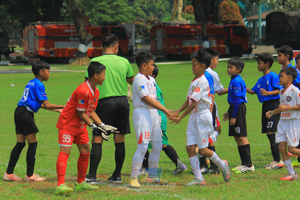 ijl u11 100526 steelford united vs isa marzuki bandriawan