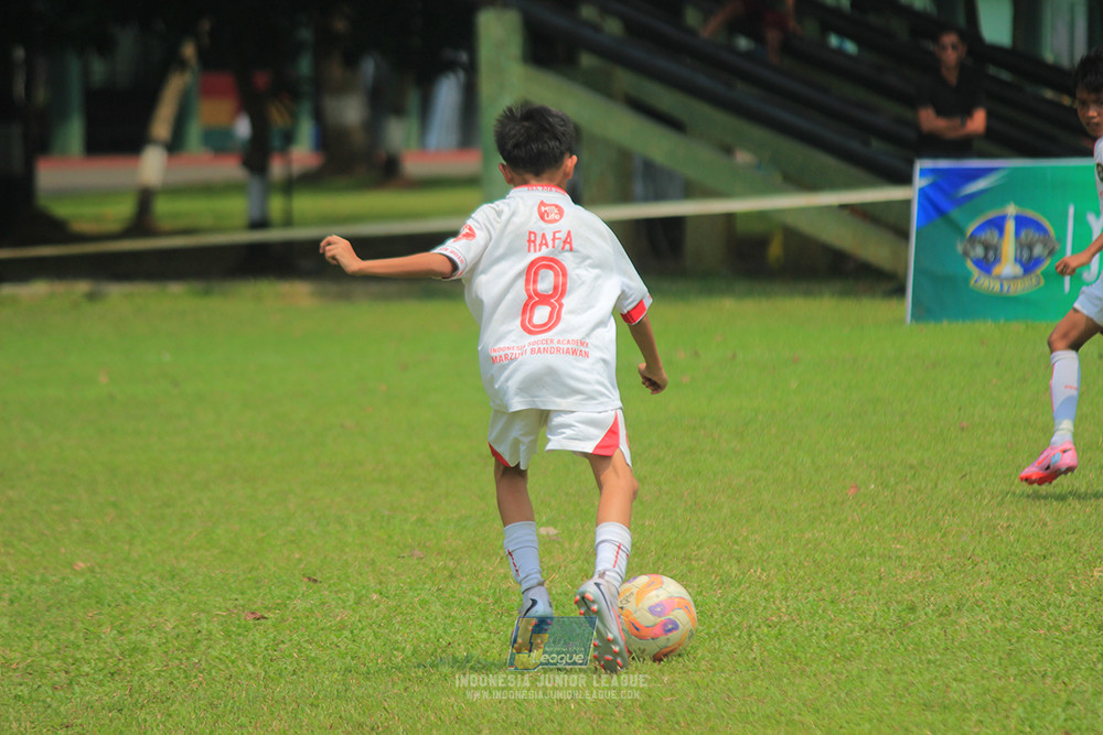 ijl u11 100526 steelford united vs isa marzuki bandriawan