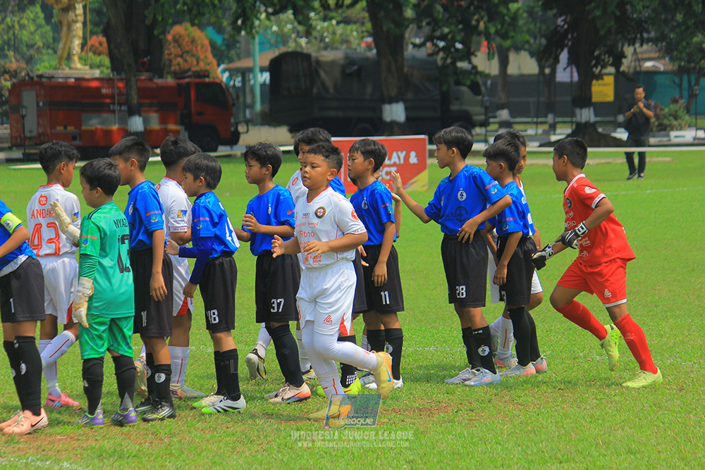 ijl u11 100526 steelford united vs isa marzuki bandriawan