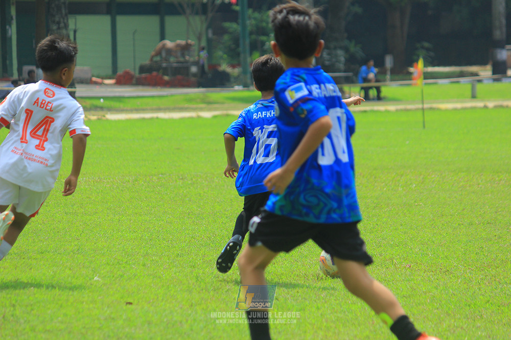 ijl u11 100526 steelford united vs isa marzuki bandriawan