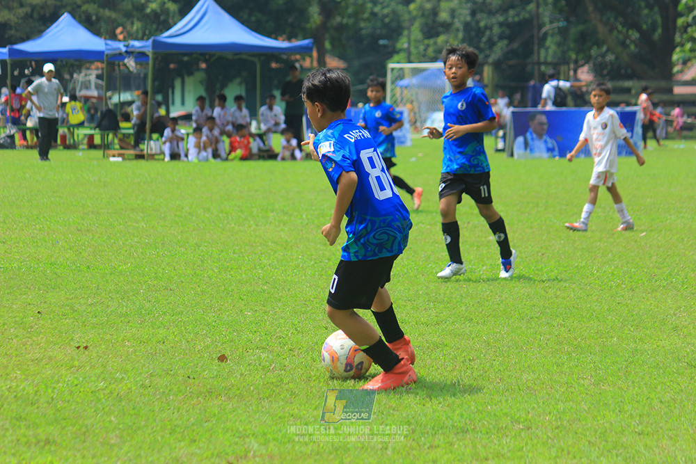 ijl u11 100526 steelford united vs isa marzuki bandriawan