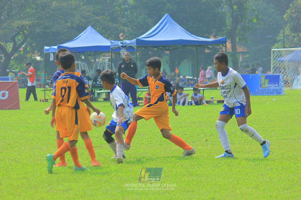 ijl u11 100526 timah united vs java soccer academy