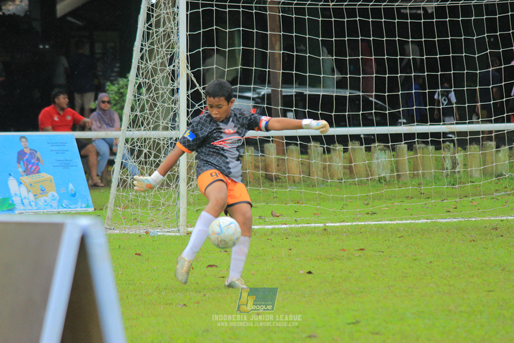 ijl u11 110126 asia football school vs endang witarsa fc