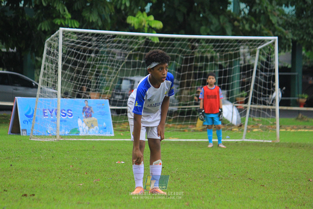 ijl u11 110126 brazillian ss senayan vs asia football school