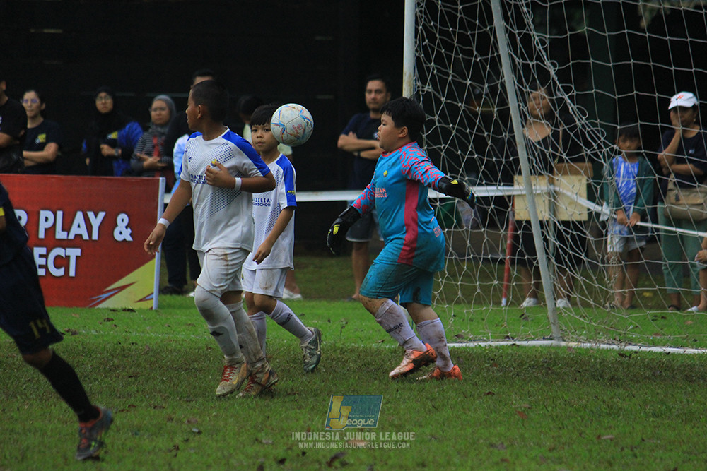 ijl u11 110126 brazillian ss senayan vs asia football school
