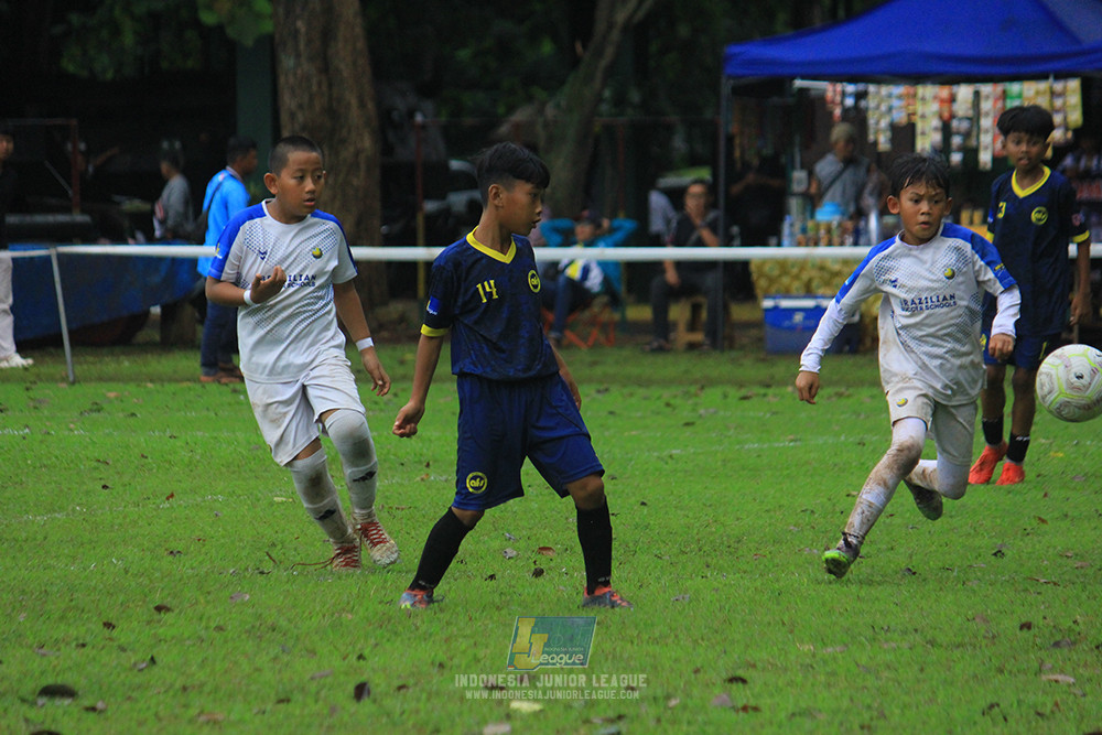 ijl u11 110126 brazillian ss senayan vs asia football school