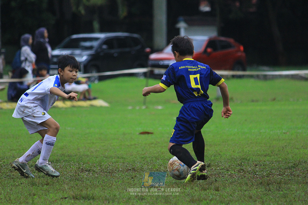 ijl u11 110126 brazillian ss senayan vs asia football school