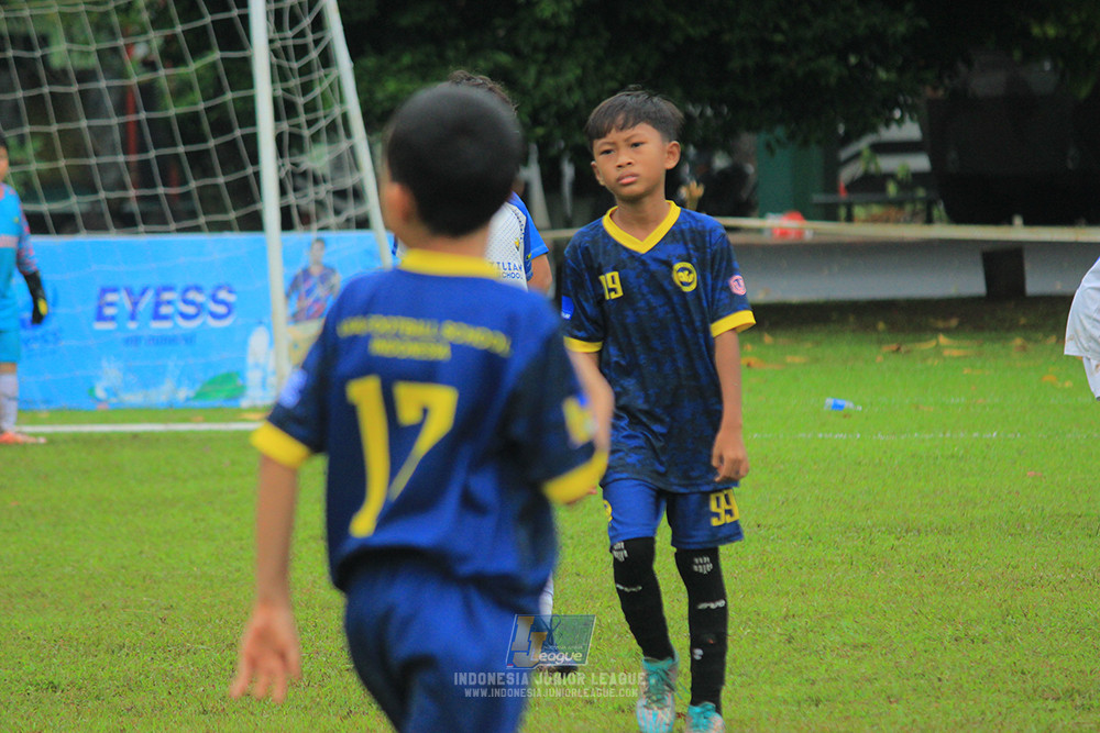 ijl u11 110126 brazillian ss senayan vs asia football school