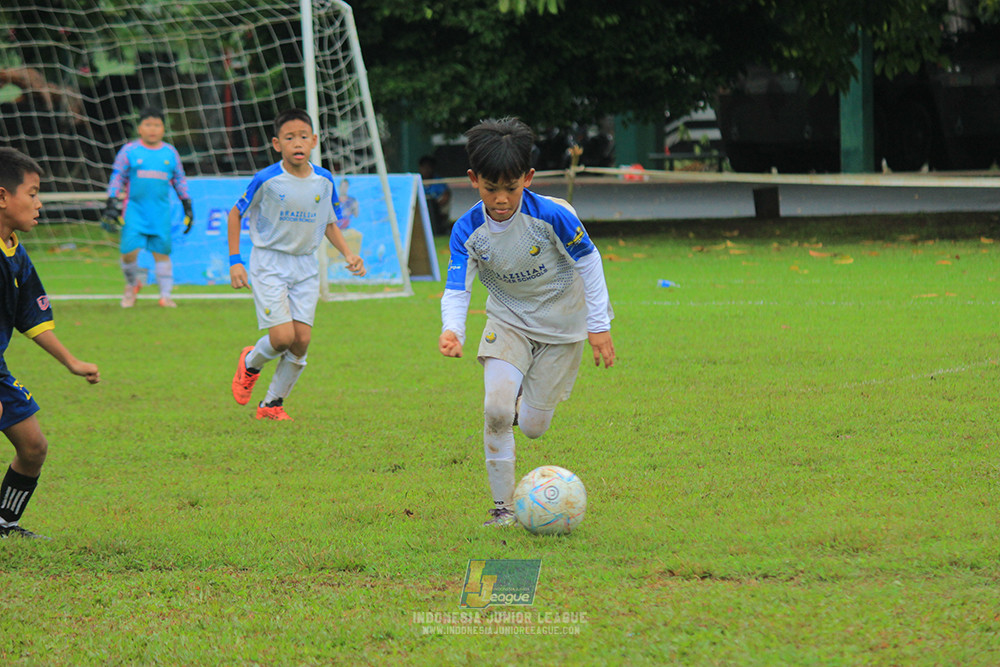 ijl u11 110126 brazillian ss senayan vs asia football school