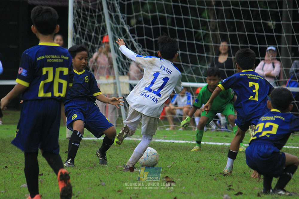 ijl u11 110126 brazillian ss senayan vs asia football school