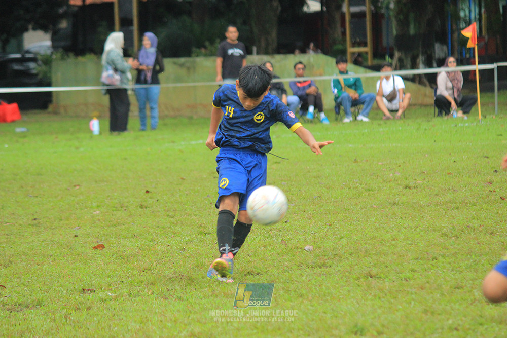 ijl u11 110126 brazillian ss senayan vs asia football school