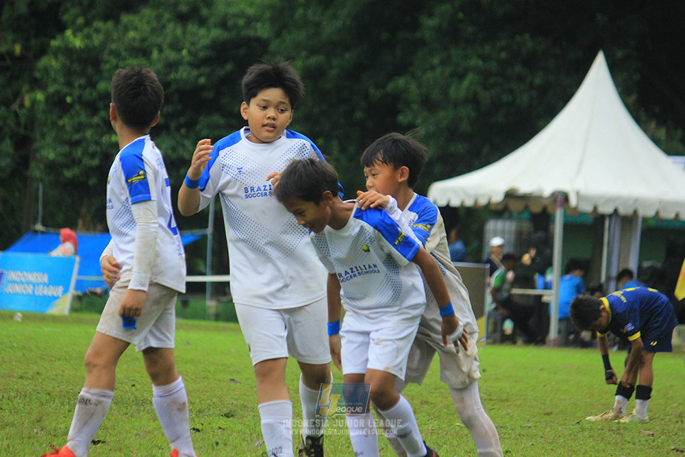 ijl u11 110126 brazillian ss senayan vs asia football school