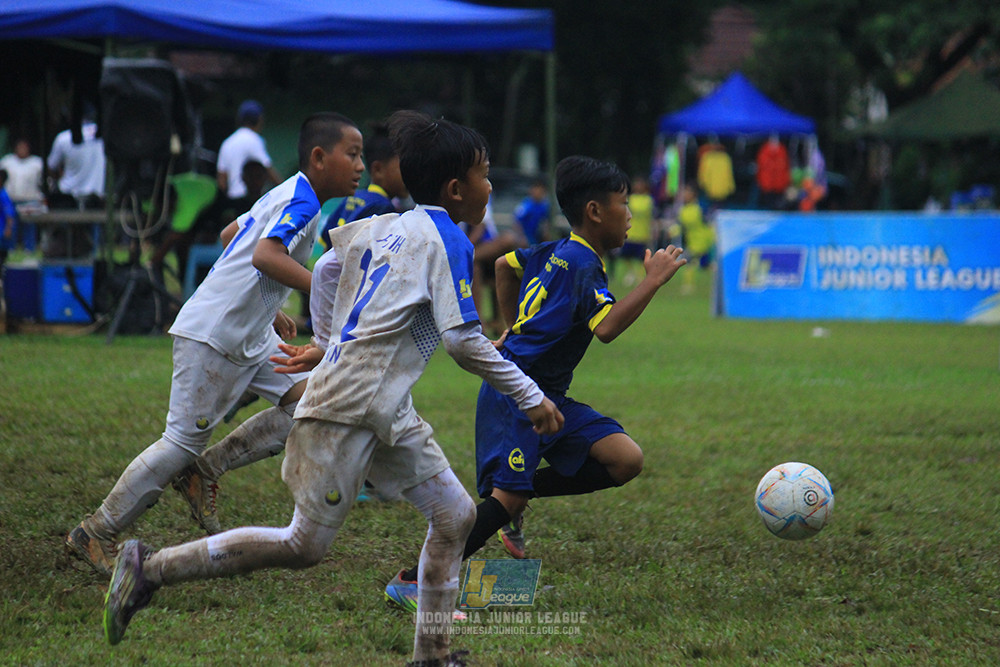 ijl u11 110126 brazillian ss senayan vs asia football school