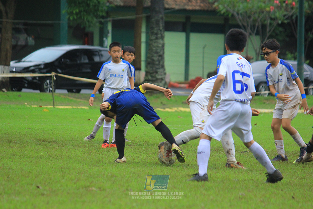 ijl u11 110126 brazillian ss senayan vs asia football school