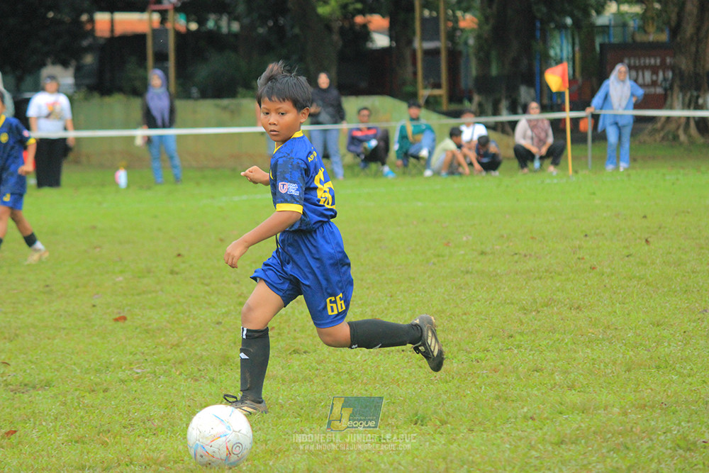 ijl u11 110126 brazillian ss senayan vs asia football school