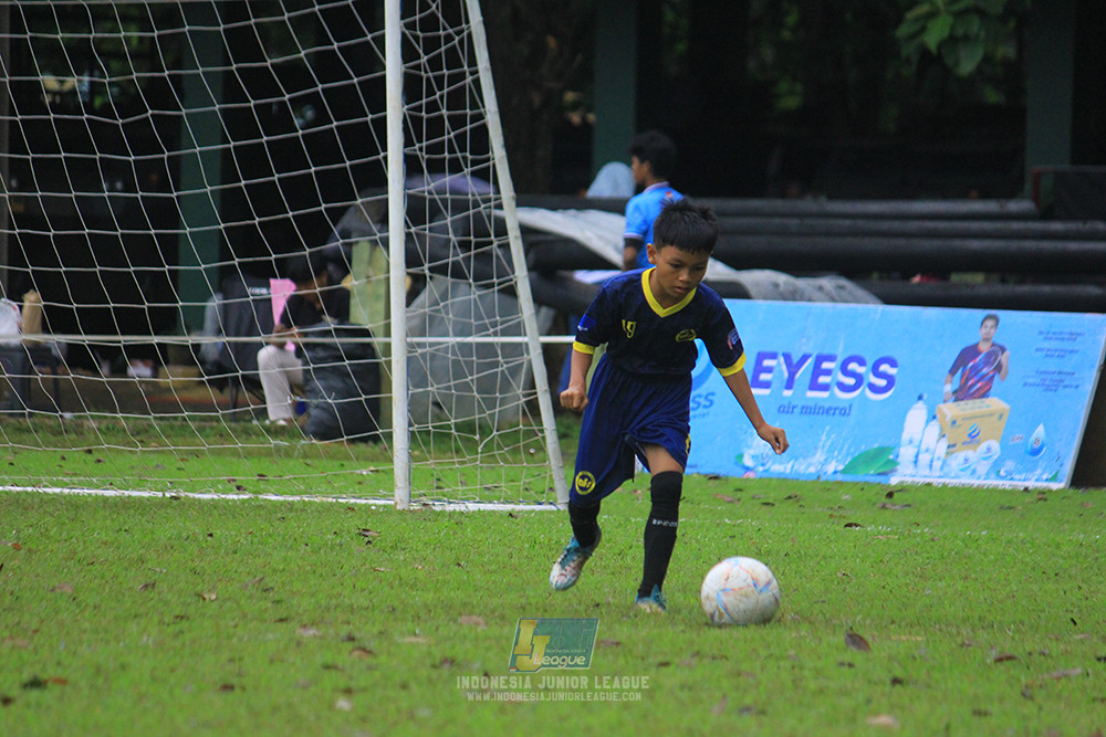 ijl u11 110126 brazillian ss senayan vs asia football school