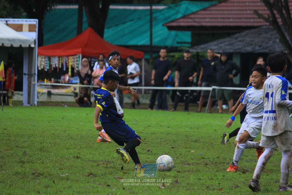 ijl u11 110126 brazillian ss senayan vs asia football school
