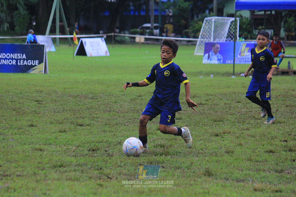 ijl u11 110126 brazillian ss senayan vs asia football school