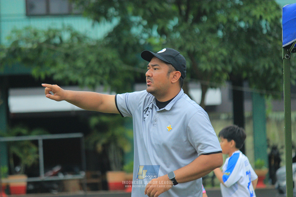 ijl u11 110126 brazillian ss senayan vs asia football school