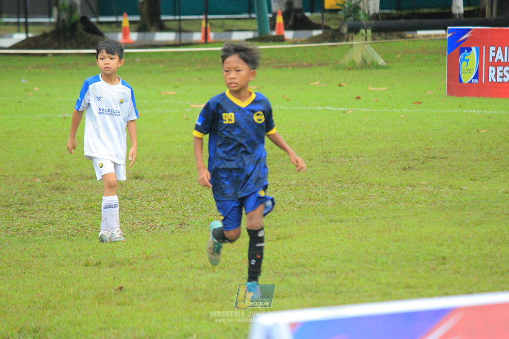 ijl u11 110126 brazillian ss senayan vs asia football school
