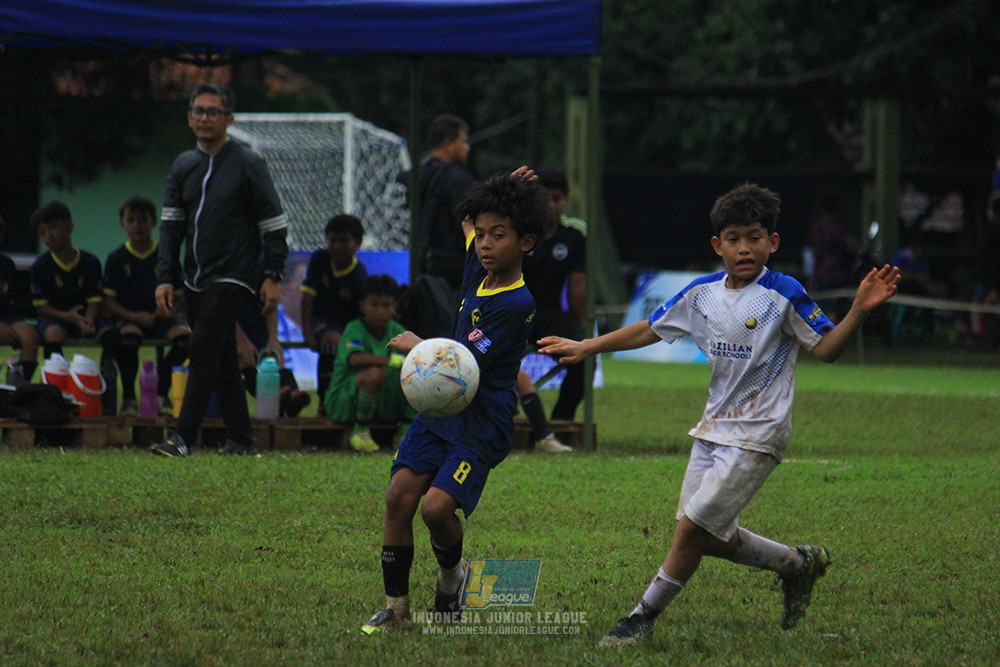 ijl u11 110126 brazillian ss senayan vs asia football school