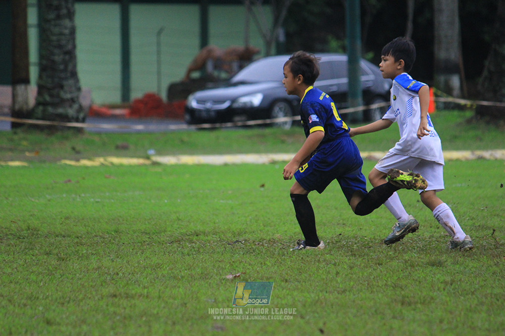 ijl u11 110126 brazillian ss senayan vs asia football school
