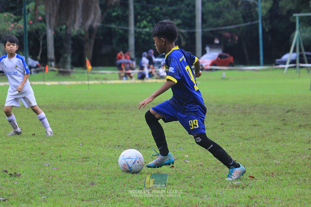 ijl u11 110126 brazillian ss senayan vs asia football school