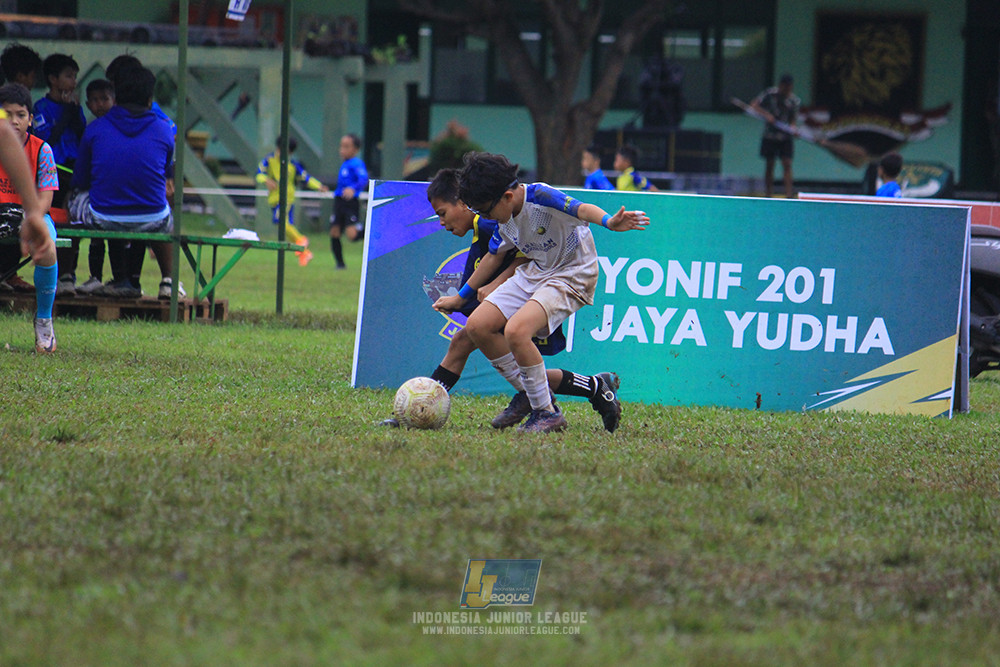ijl u11 110126 brazillian ss senayan vs asia football school