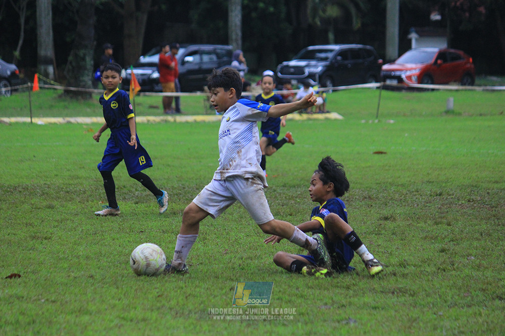 ijl u11 110126 brazillian ss senayan vs asia football school