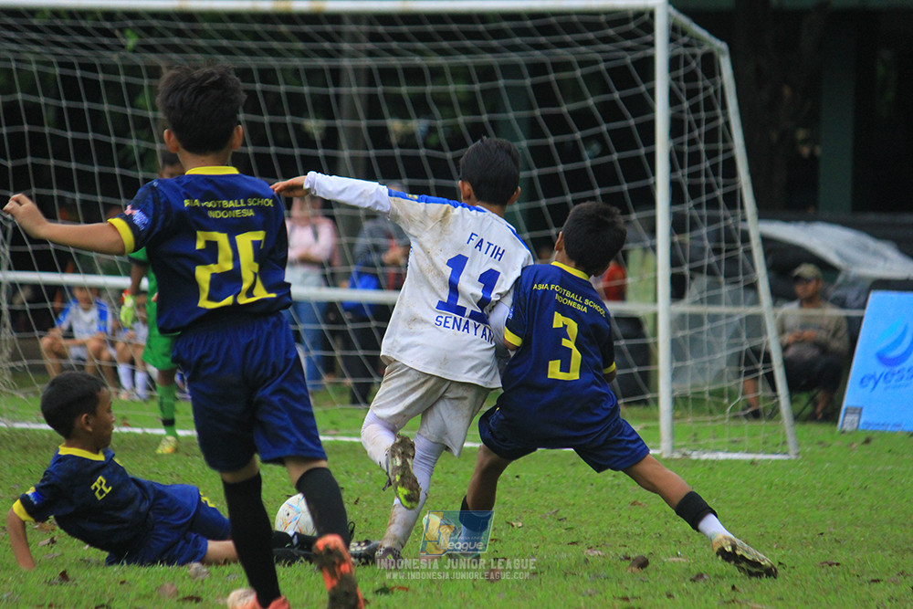 ijl u11 110126 brazillian ss senayan vs asia football school