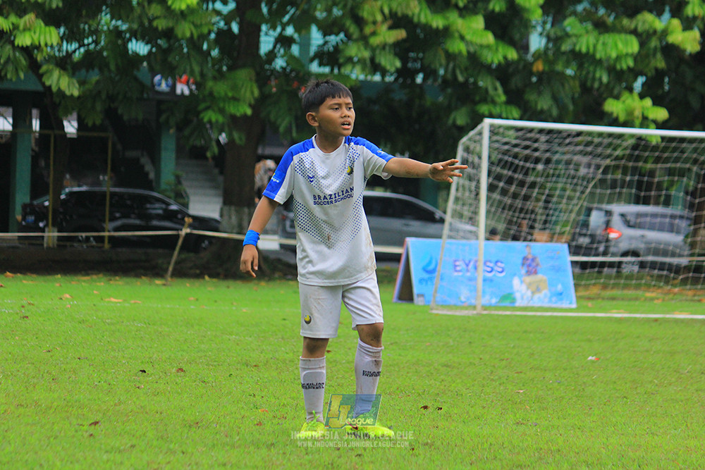 ijl u11 110126 brazillian ss senayan vs asia football school