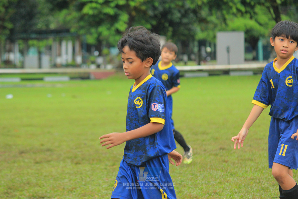 ijl u11 110126 brazillian ss senayan vs asia football school