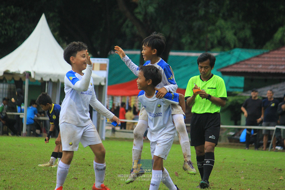 ijl u11 110126 brazillian ss senayan vs asia football school