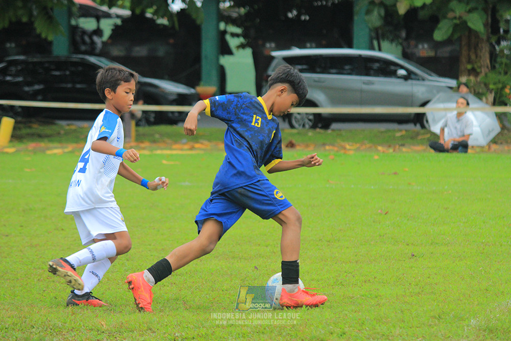 ijl u11 110126 brazillian ss senayan vs asia football school