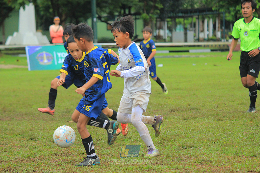 ijl u11 110126 brazillian ss senayan vs asia football school