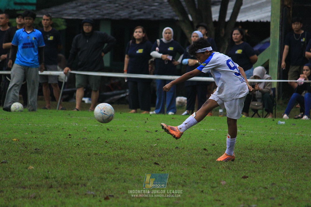ijl u11 110126 brazillian ss senayan vs asia football school