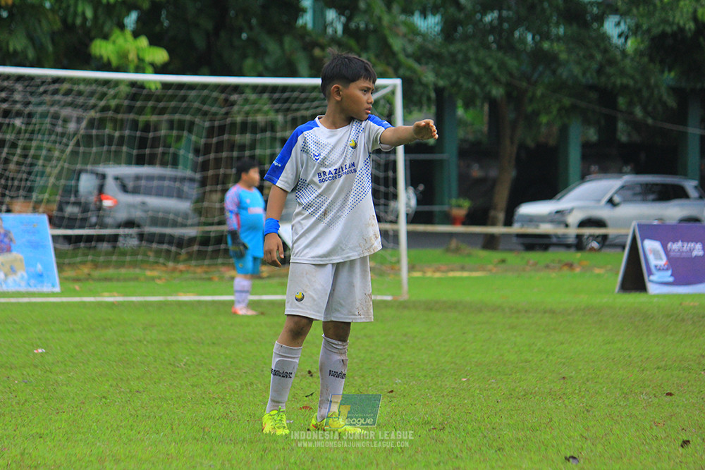 ijl u11 110126 brazillian ss senayan vs asia football school
