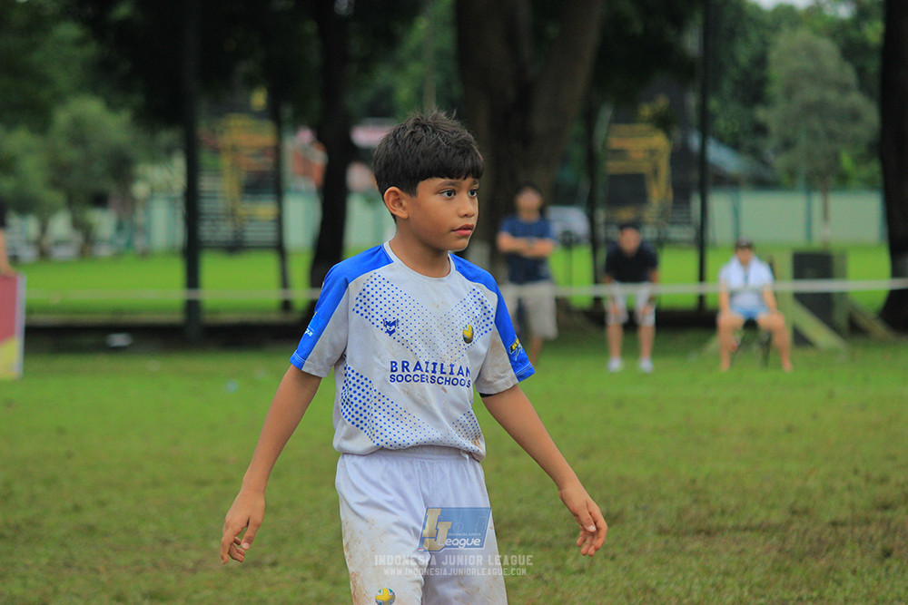 ijl u11 110126 brazillian ss senayan vs asia football school