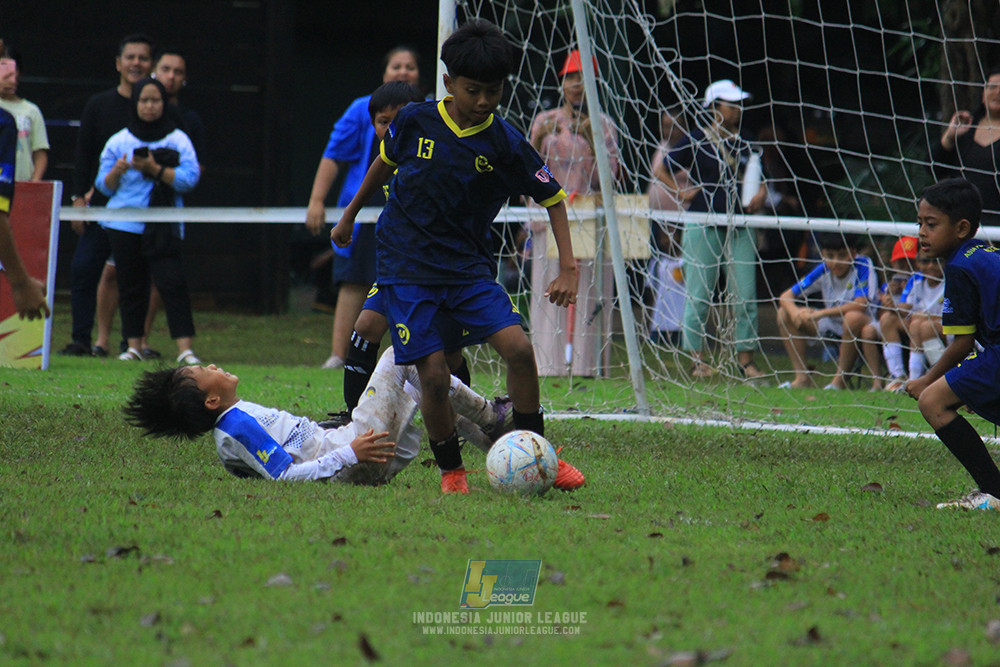ijl u11 110126 brazillian ss senayan vs asia football school