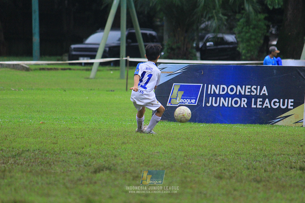 ijl u11 110126 brazillian ss senayan vs asia football school
