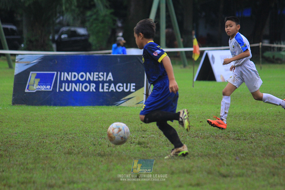 ijl u11 110126 brazillian ss senayan vs asia football school