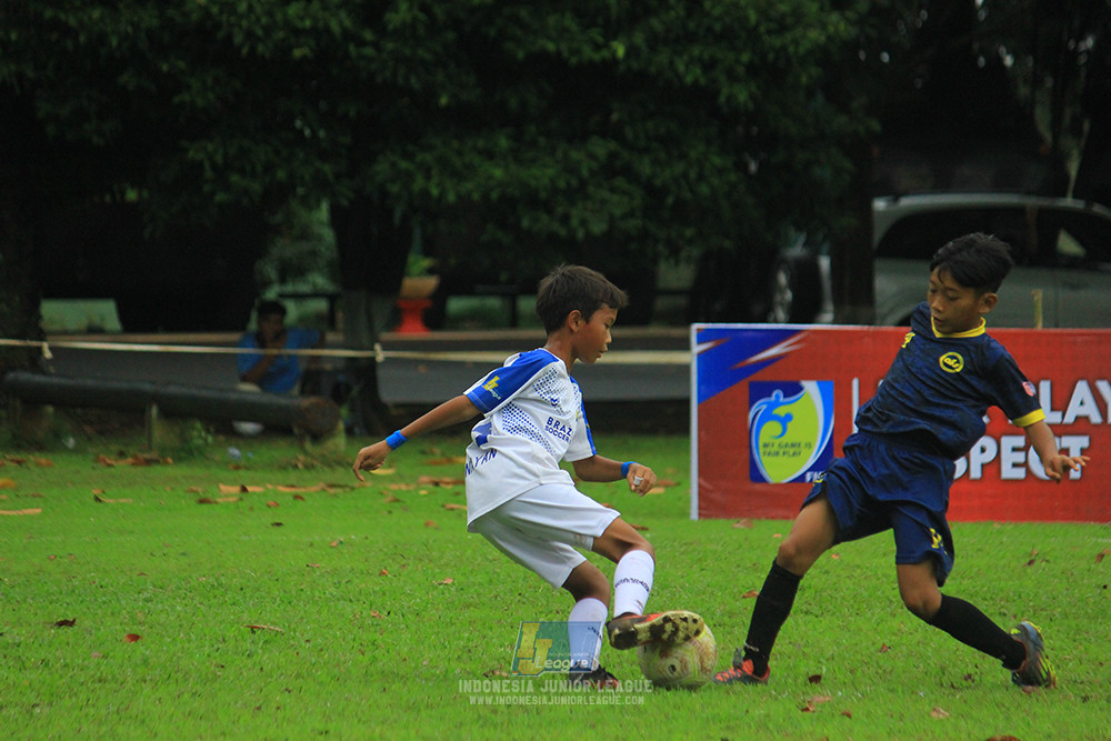 ijl u11 110126 brazillian ss senayan vs asia football school