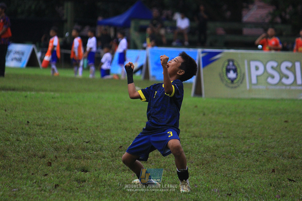 ijl u11 110126 brazillian ss senayan vs asia football school