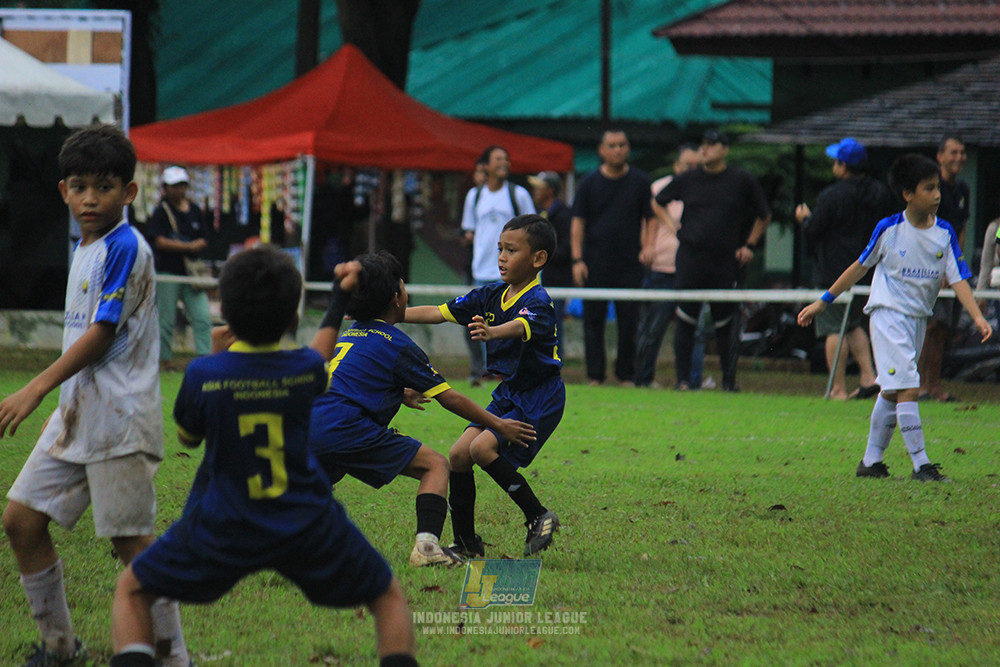 ijl u11 110126 brazillian ss senayan vs asia football school