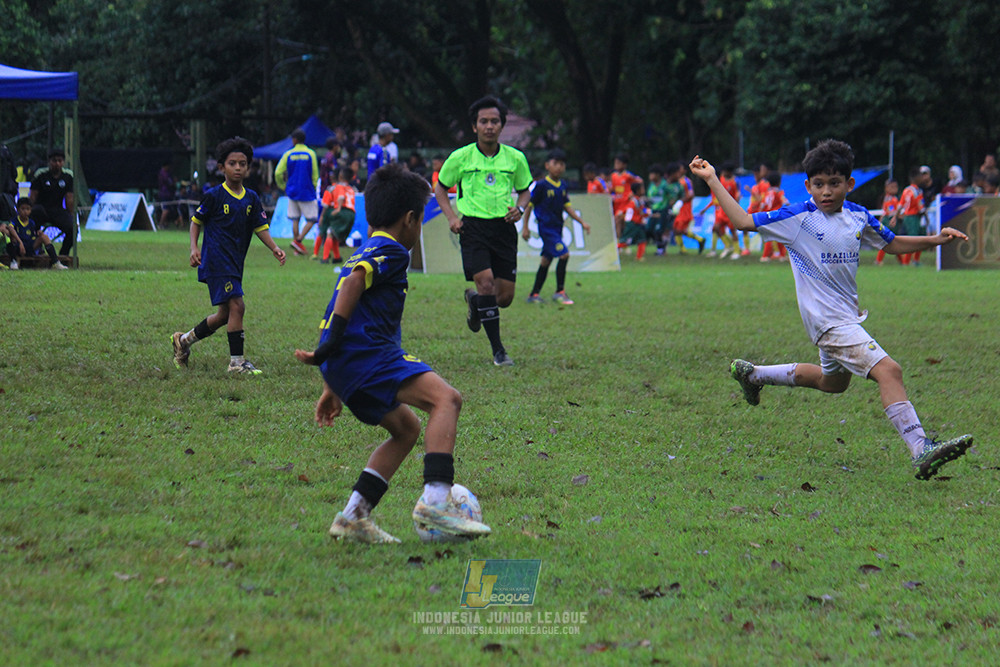 ijl u11 110126 brazillian ss senayan vs asia football school