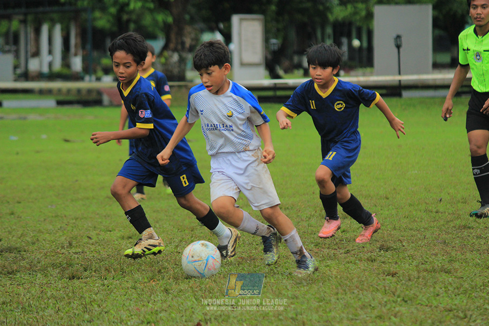 ijl u11 110126 brazillian ss senayan vs asia football school